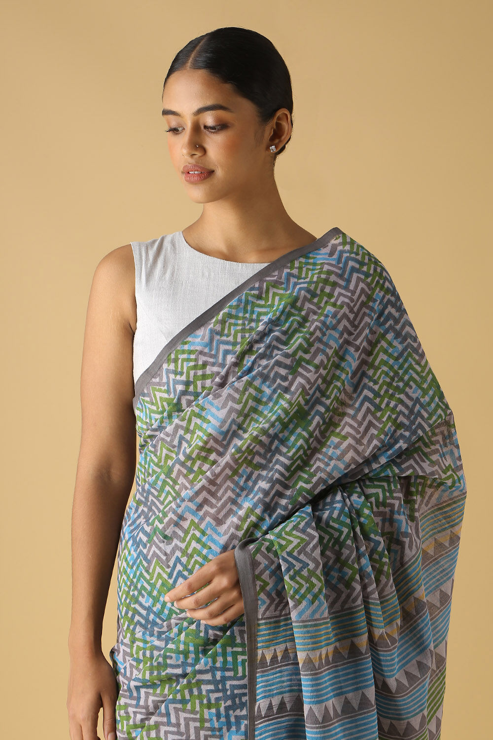 Grey Pure Cotton Printed Saree image number null
