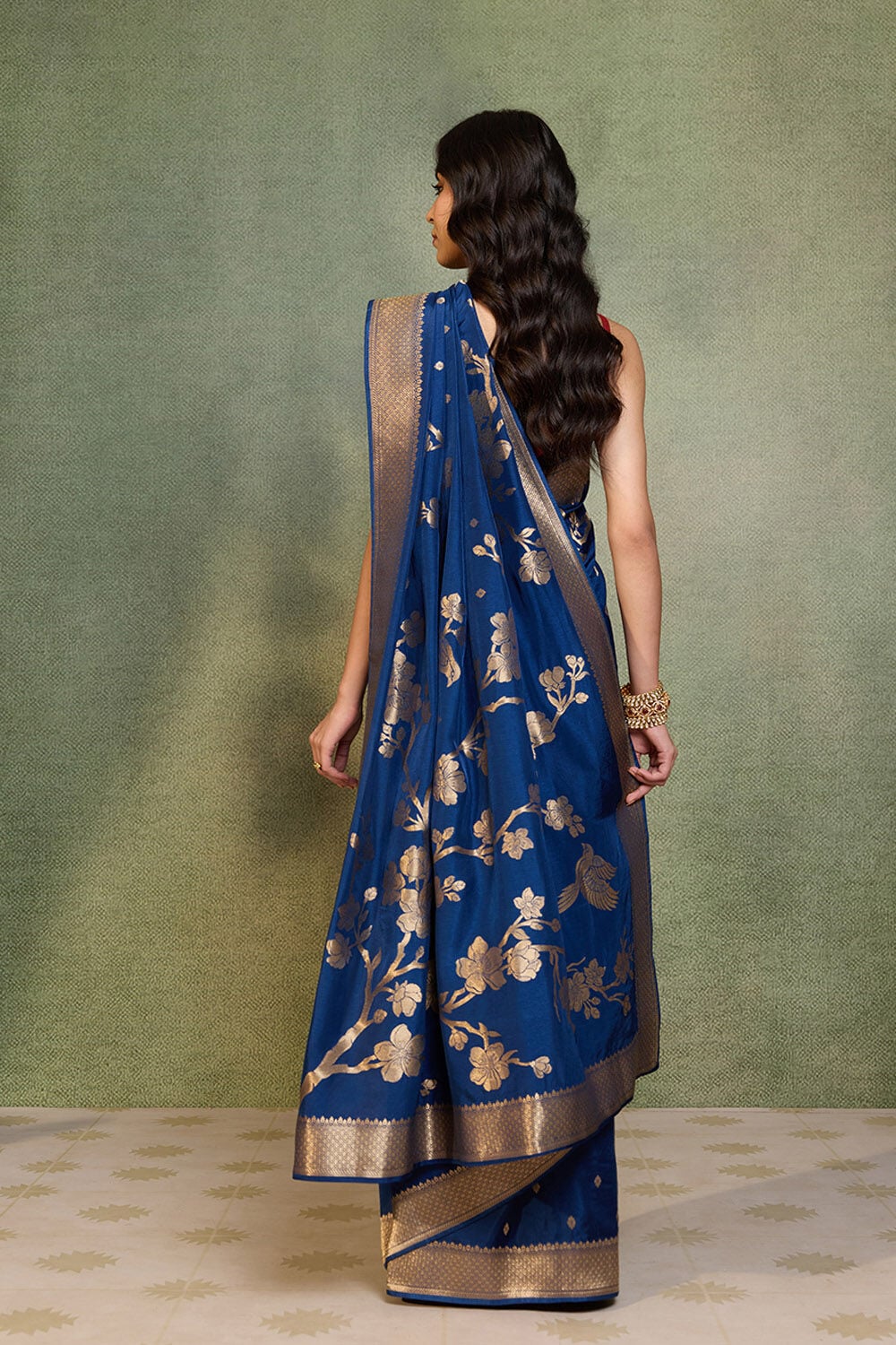 Blue Woven Pure Viscose Saree image number null