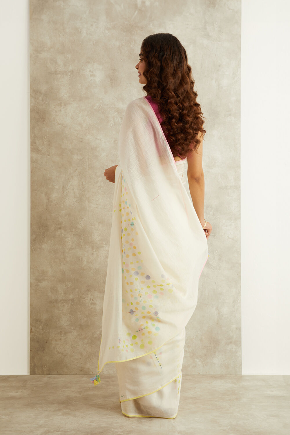 Off White Hand Painted Pure Silk Cotton Bengal Saree image number null
