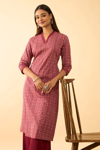Dark Red Screen Printed Pure Cotton Kurta thumbnail image number null