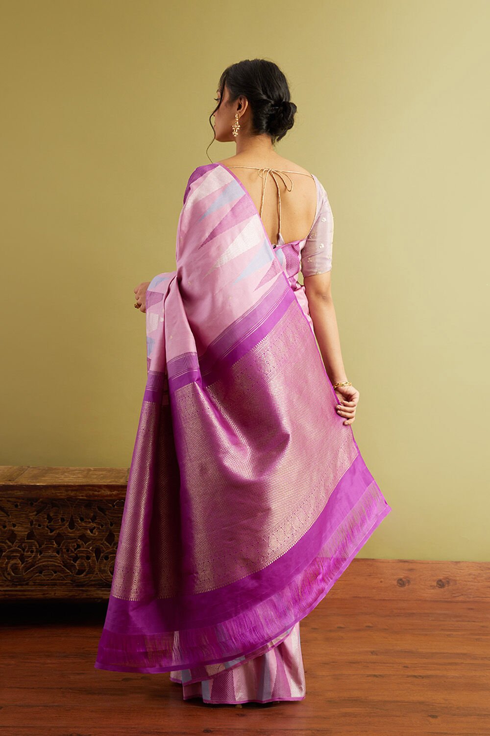 Pink Woven Pure Silk Kanjivaram Saree image number null