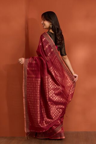 Red Pure Silk Cotton Bengal Woven Saree thumbnail image number null