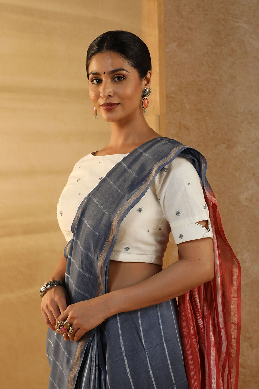 Off White Pure Cotton Jamdani Blouse image number null