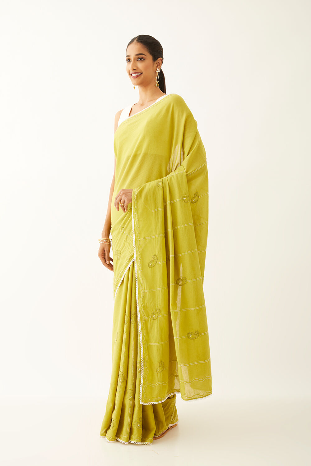 Green Pure Cotton Chikankari Saree image number null
