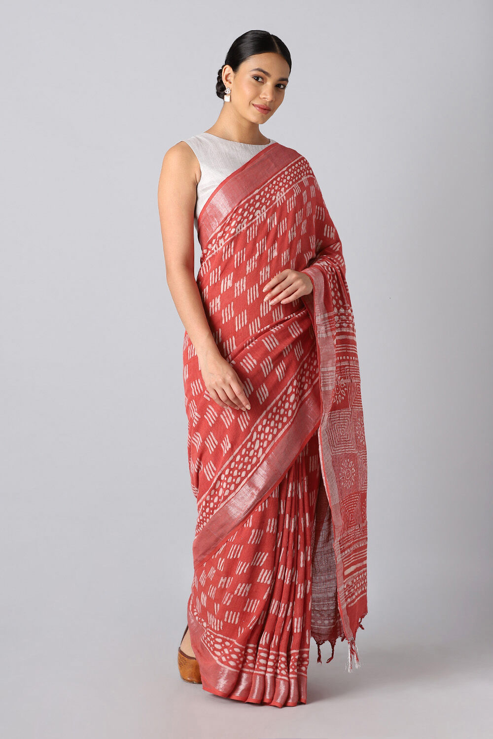 Red Pure Cotton Linen Bagru Printed Saree image number null