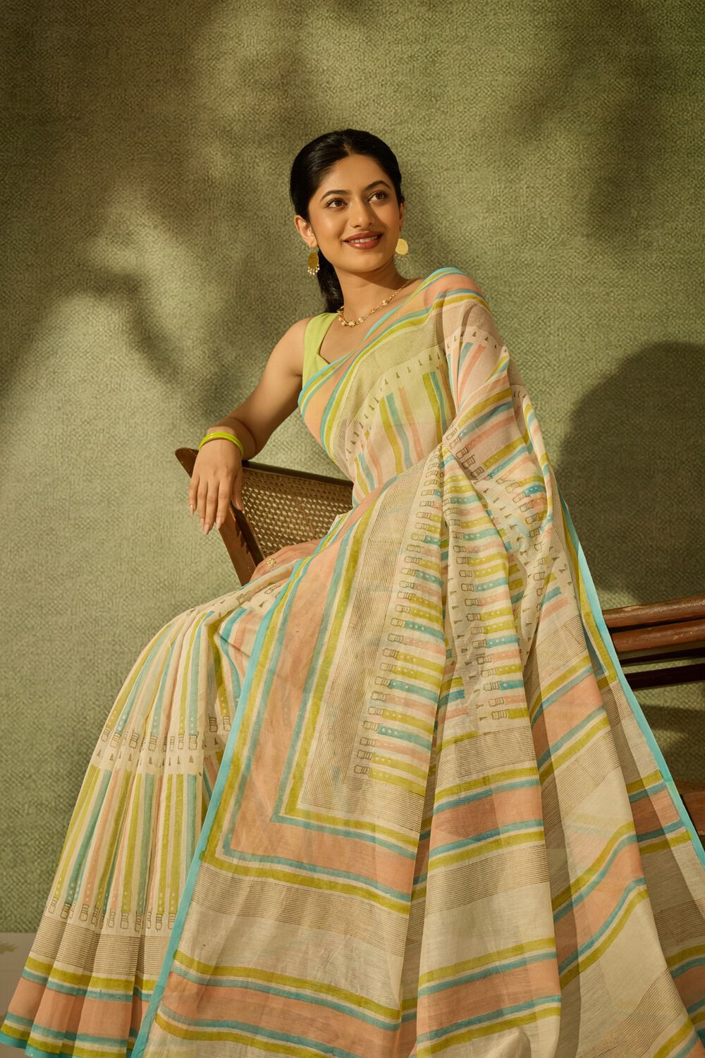 Off White Rajasthan Pure Silk Cotton Printed Sanganeri Saree image number null