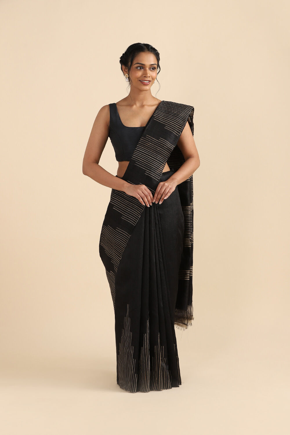Black Pure Silk Woven Saree image number null