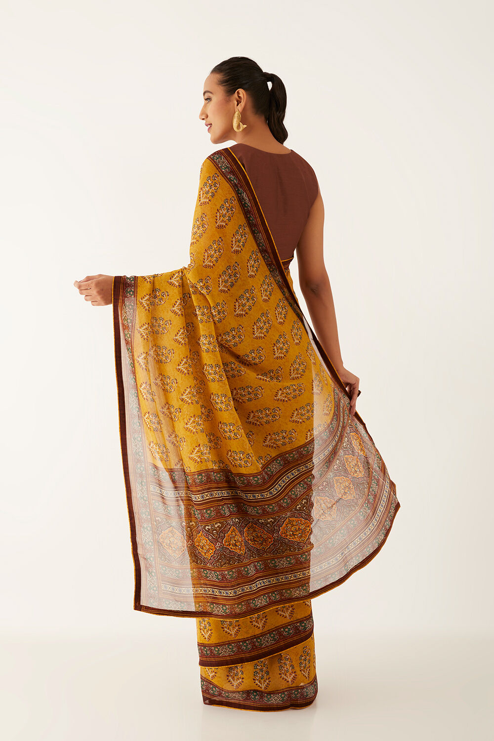 Yellow Viscose Georgette Digital Printed Saree image number null