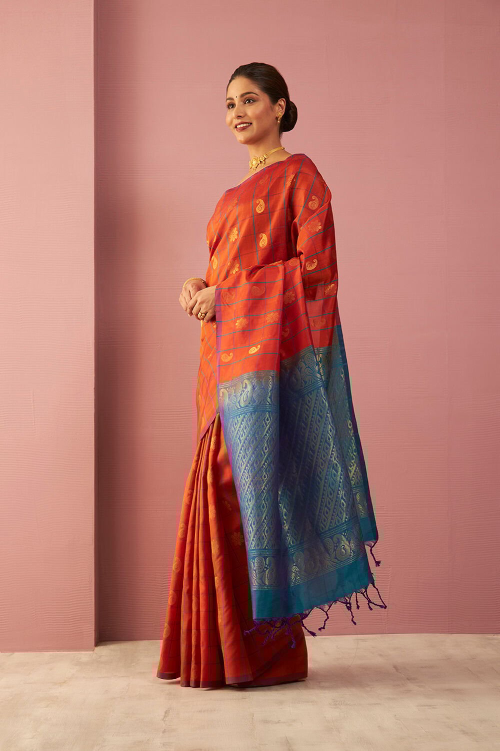 Red Woven Pure Soft Silk Saree image number null