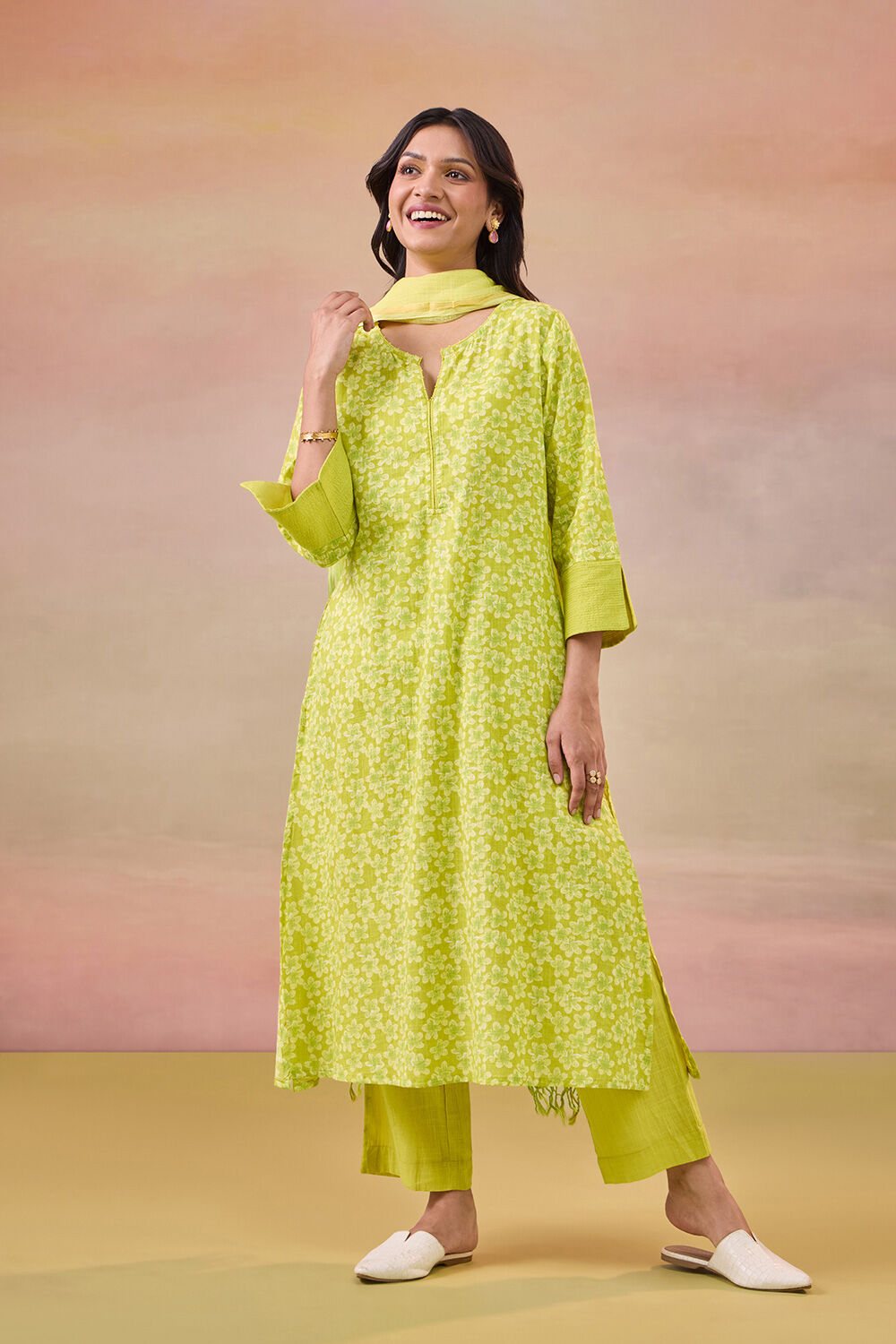 Light Green Screen Printed Pure Cotton Kurta Set image number null