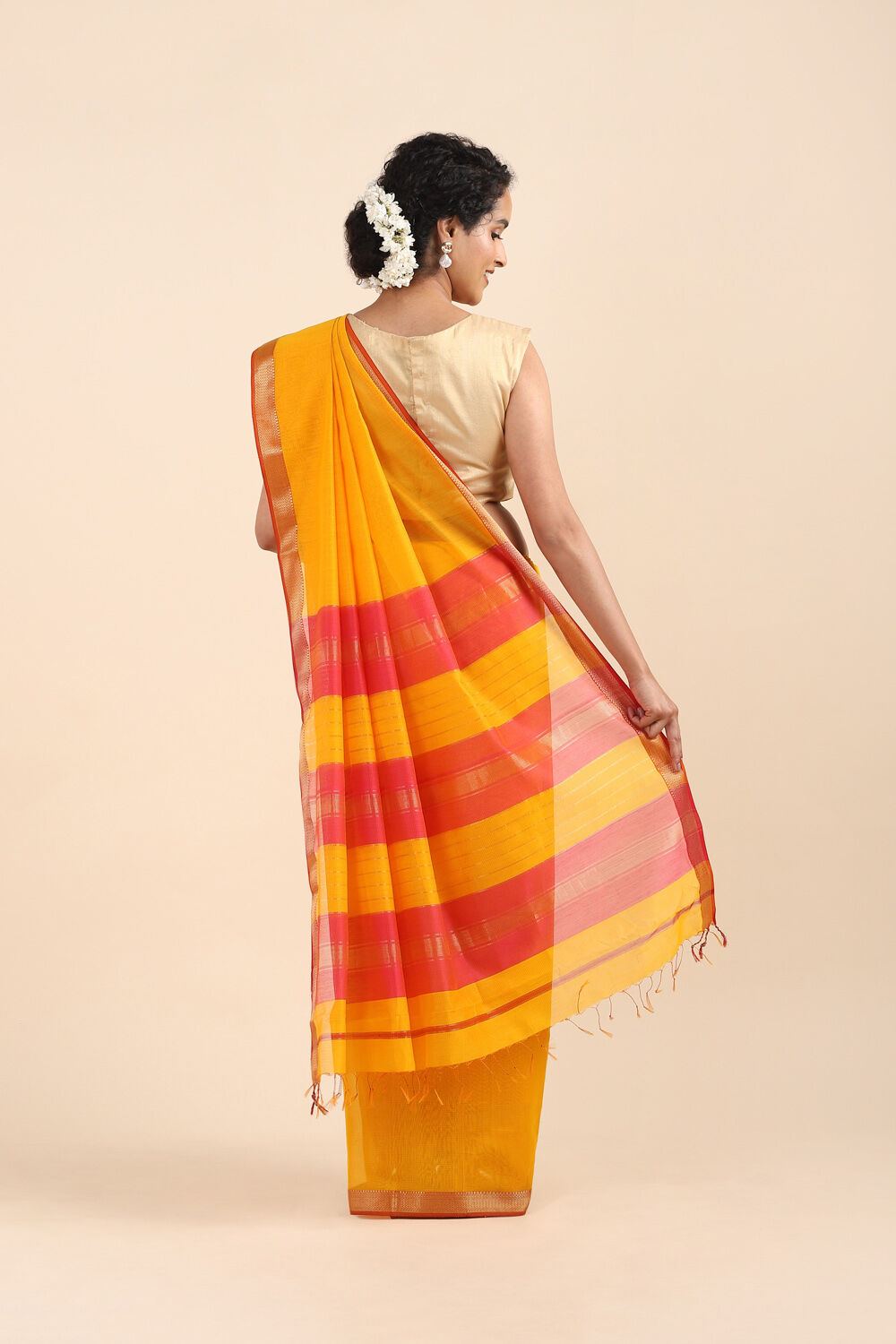 Yellow Pure Silk Cotton Maheswari Saree image number null