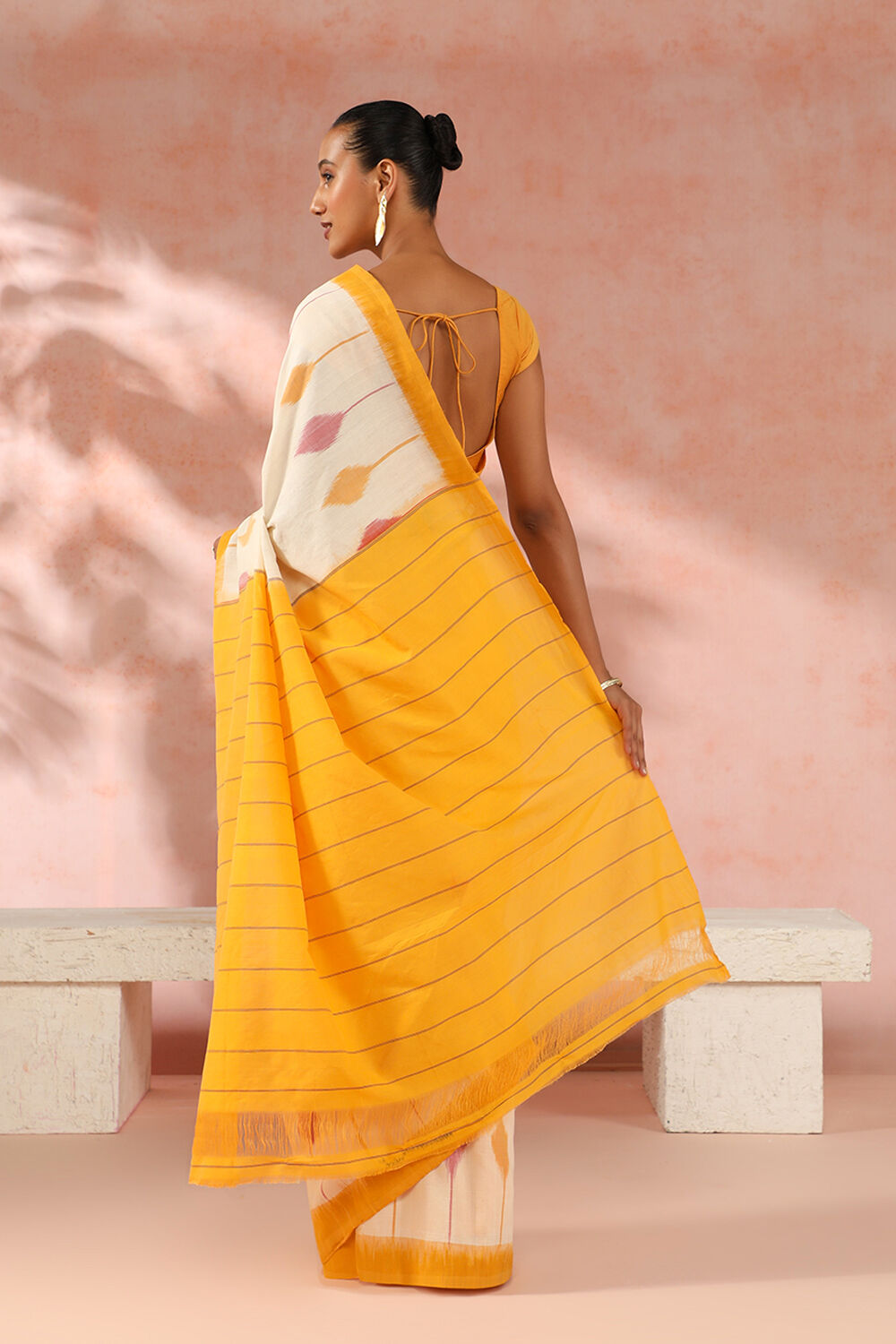 Off White Pure Cotton Pochampalli Ikat Saree image number null