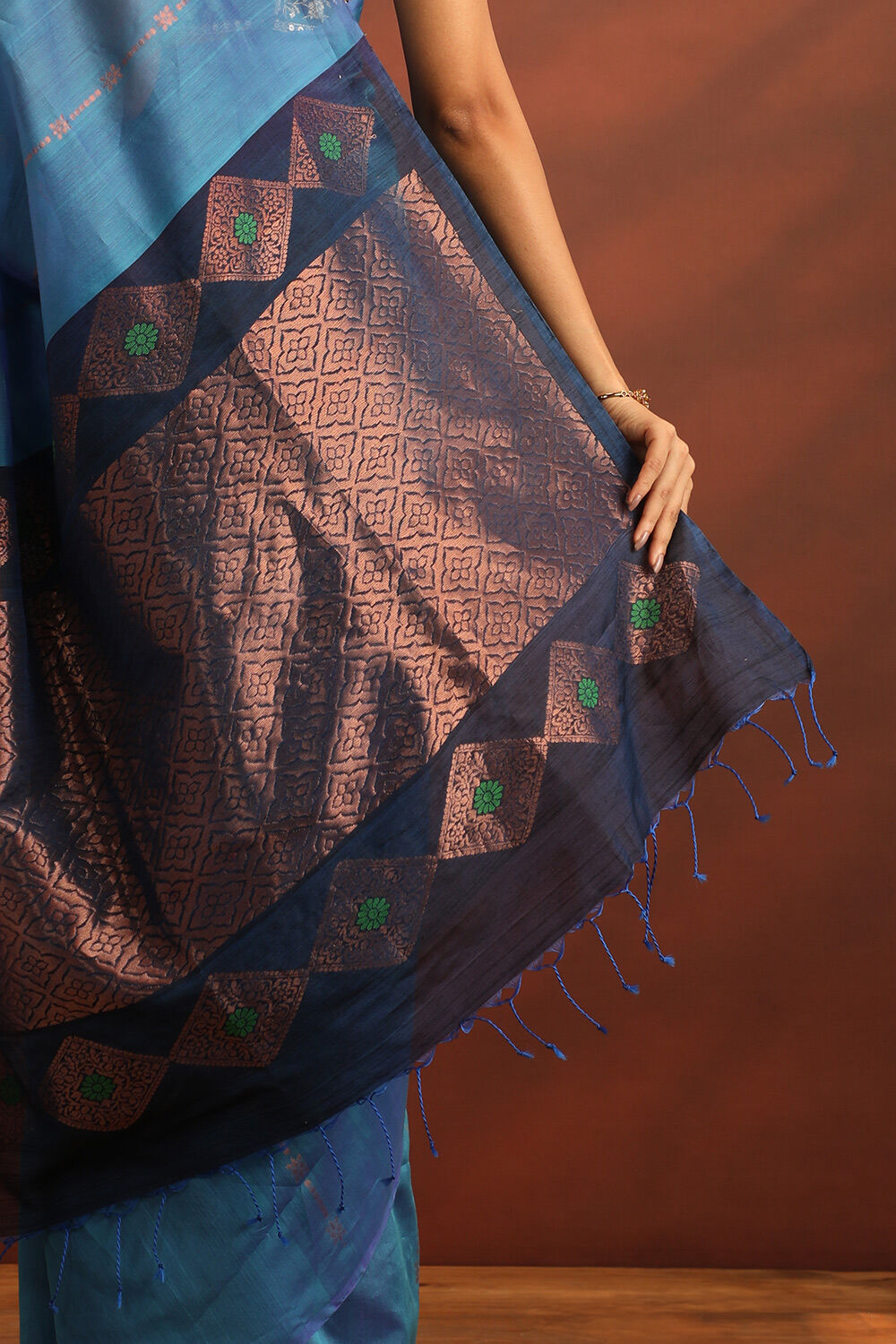 Blue South Pure Silk Cotton Woven Saree image number null