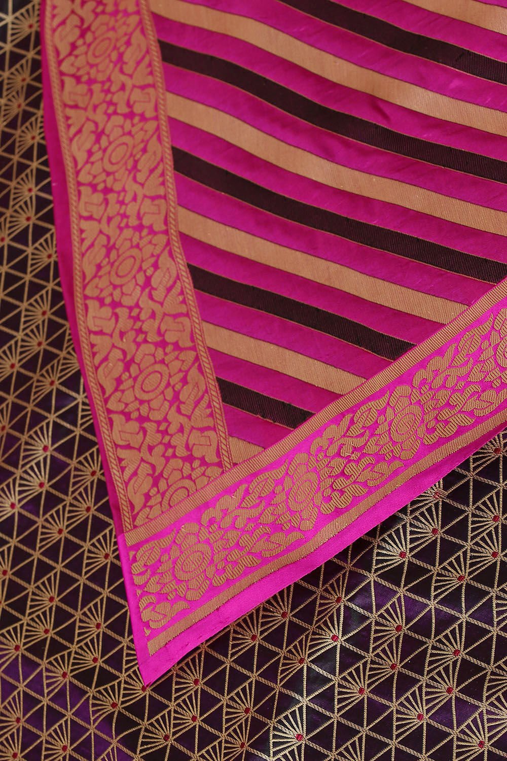 Dark Blue Pure Silk Banarasi Brocade Saree image number null