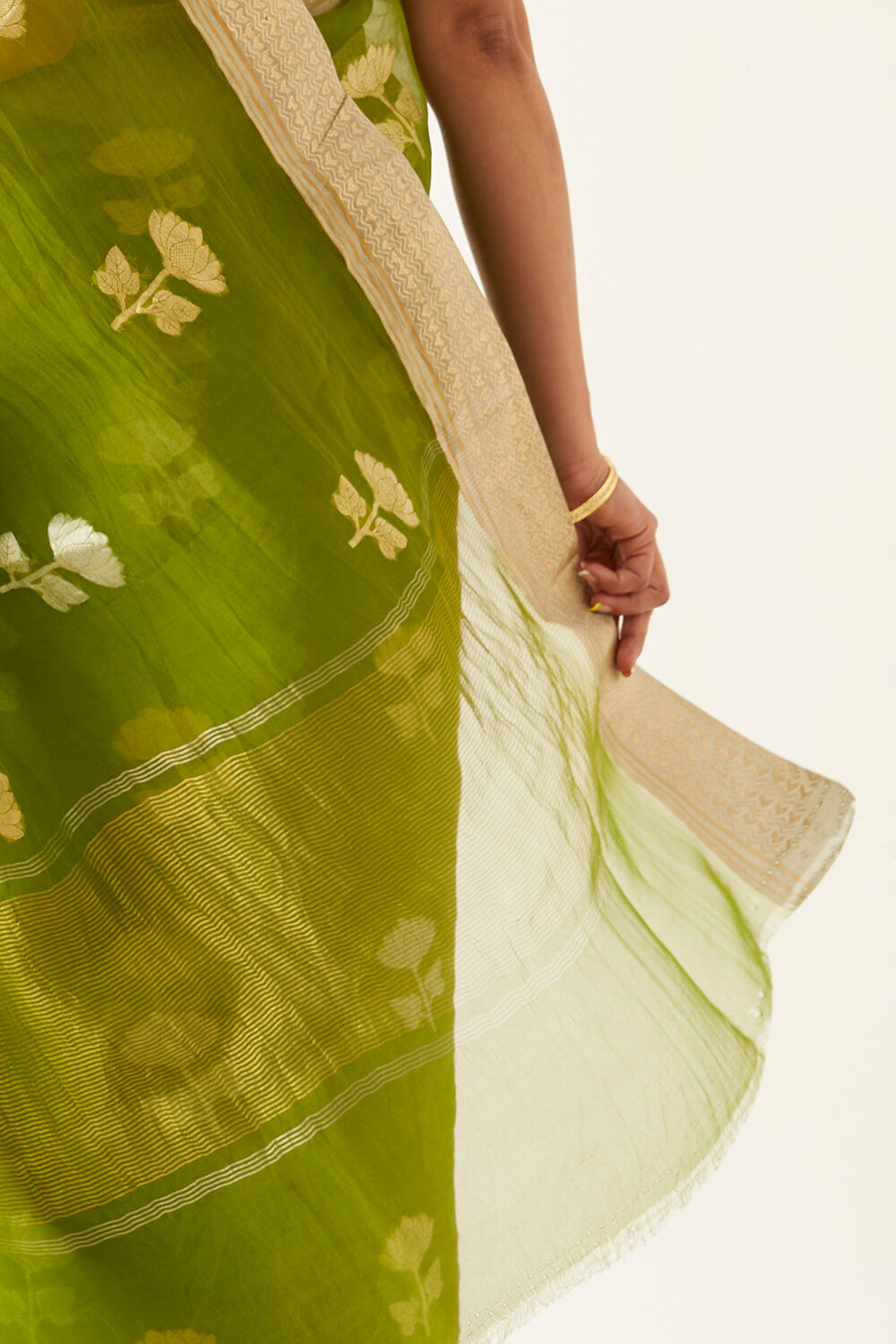 Dark Green Pure Organza Banarasi Saree image number null