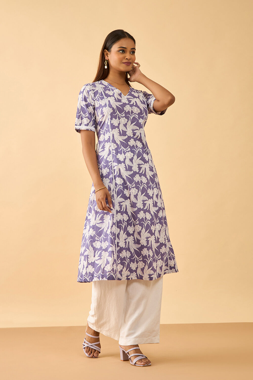 Violet Screen Printed Pure Cotton Kurta image number null