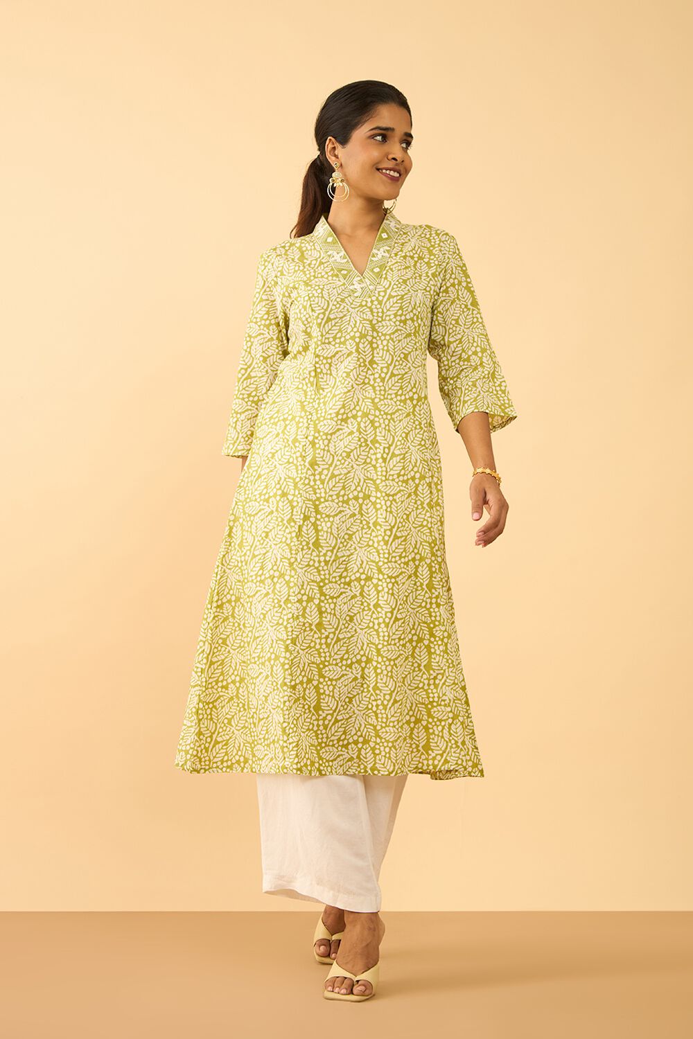 Green Screen Printed Pure Cotton Kurta image number null