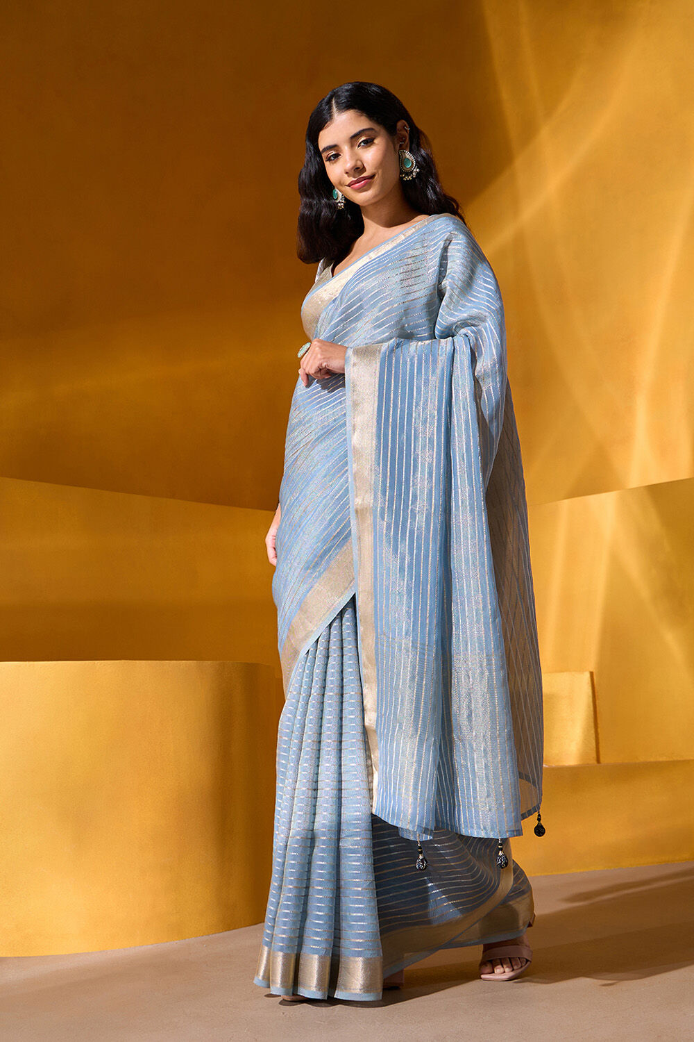 Blue Woven Viscose Tissue Saree image number null