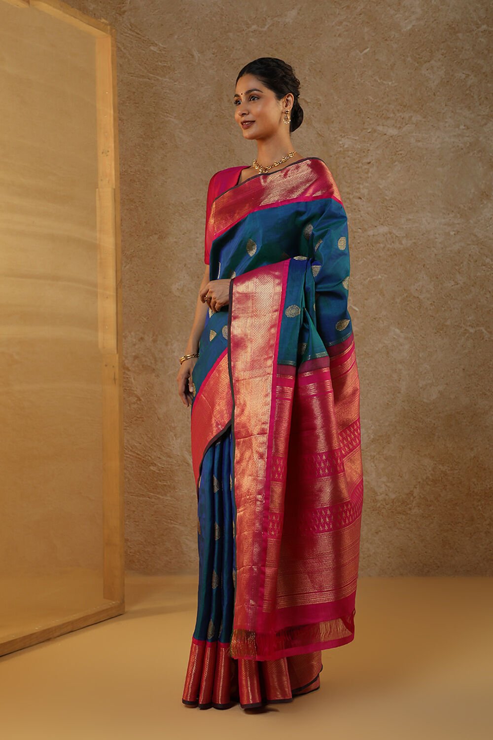 Dark Green Pure Silk Woven Kanjivaram Saree image number null