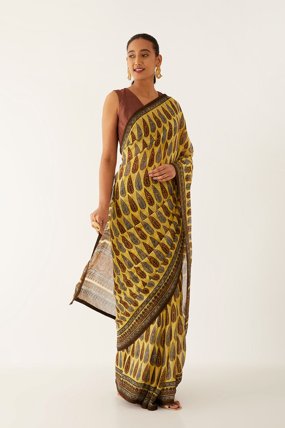 Light Yellow Viscose Georgette Digital Printed Saree image number null