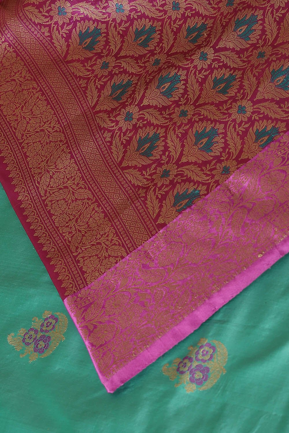 Light Green Pure Silk Banarasi Saree image number null