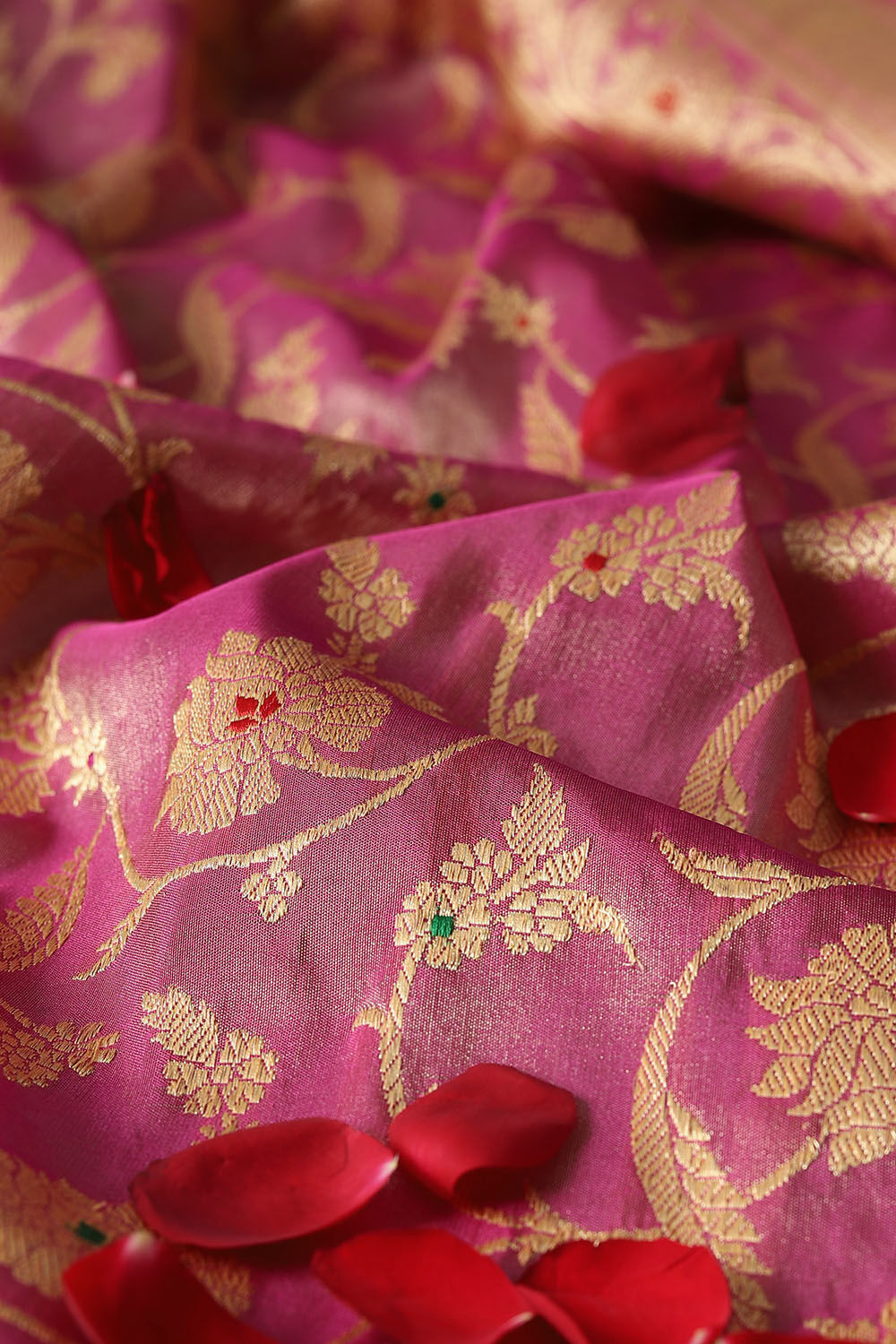 Pink Pure Tissue Silk Banarasi Saree image number null