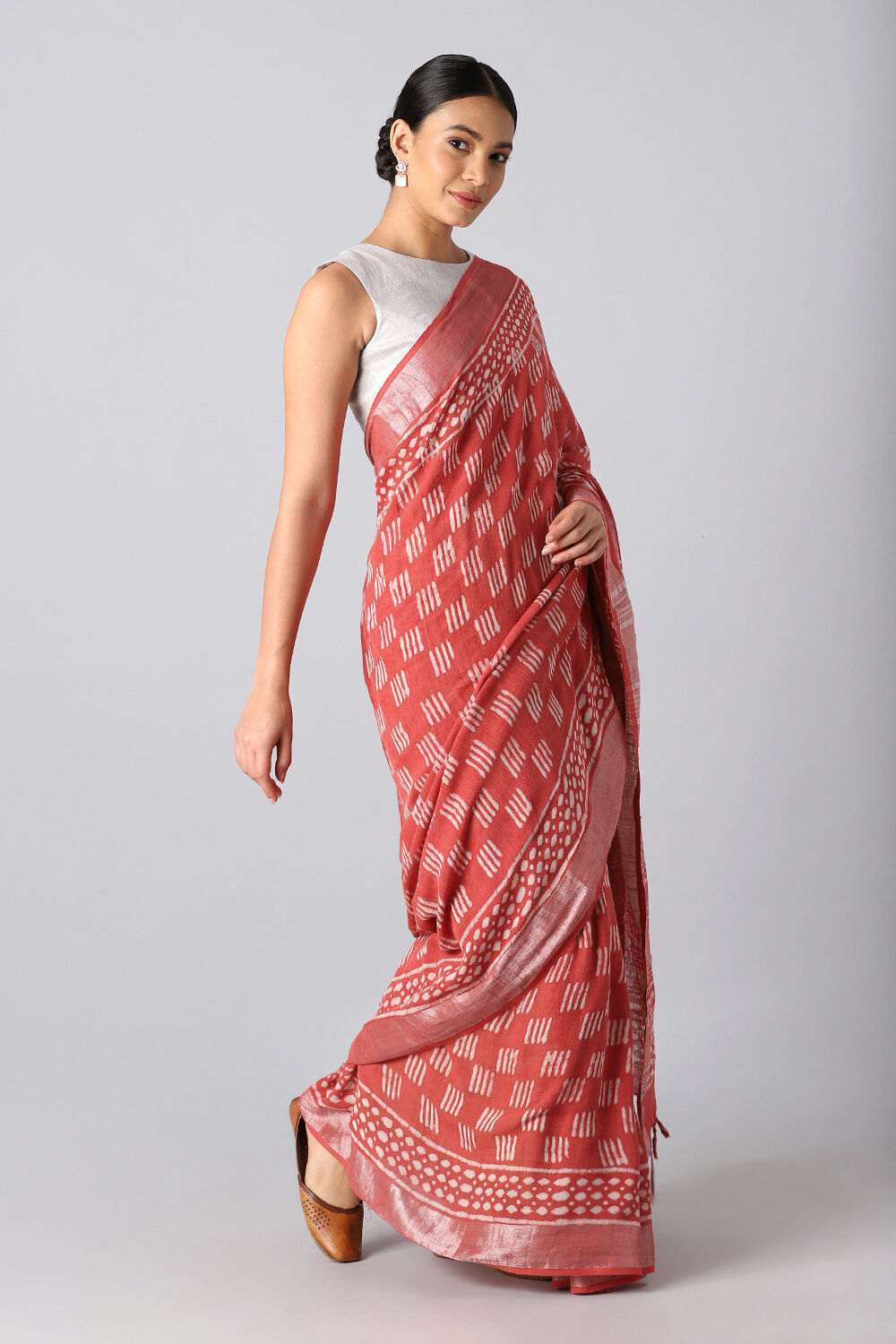 Red Pure Cotton Linen Bagru Printed Saree image number null