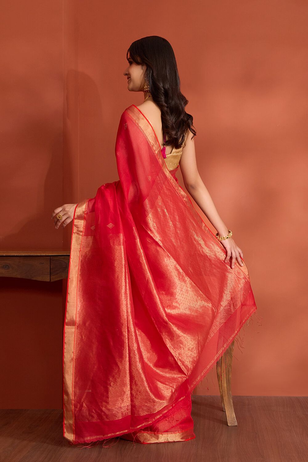 Red Pure Silk Cotton Bengal Woven Saree image number null