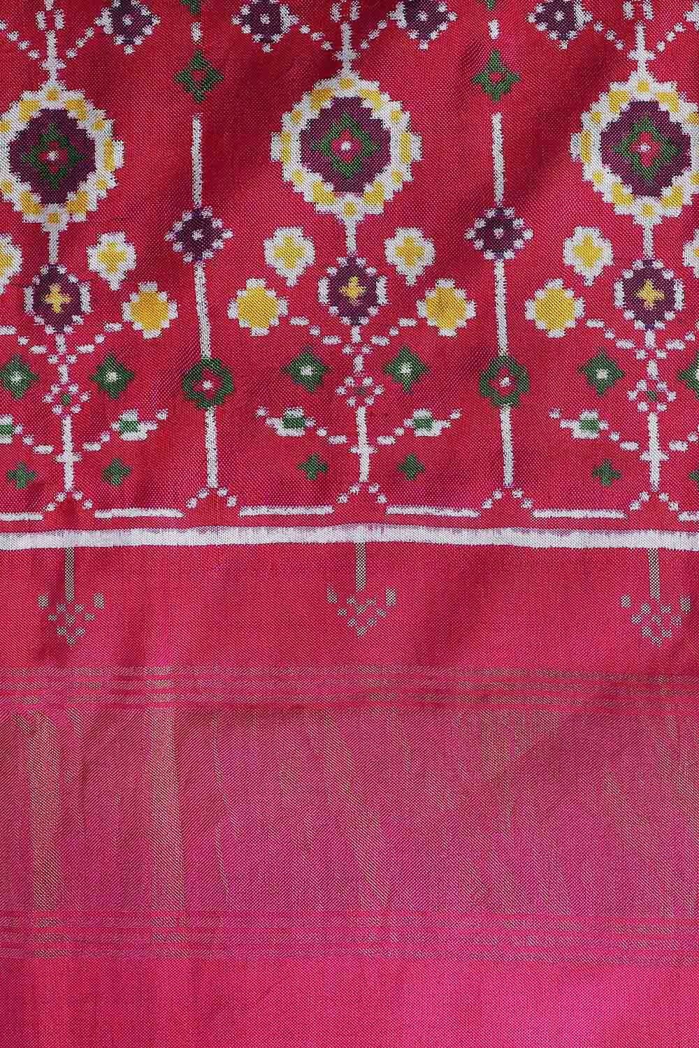 Pink Pure Silk Patan Patola Manekchok Bhat Saree image number null