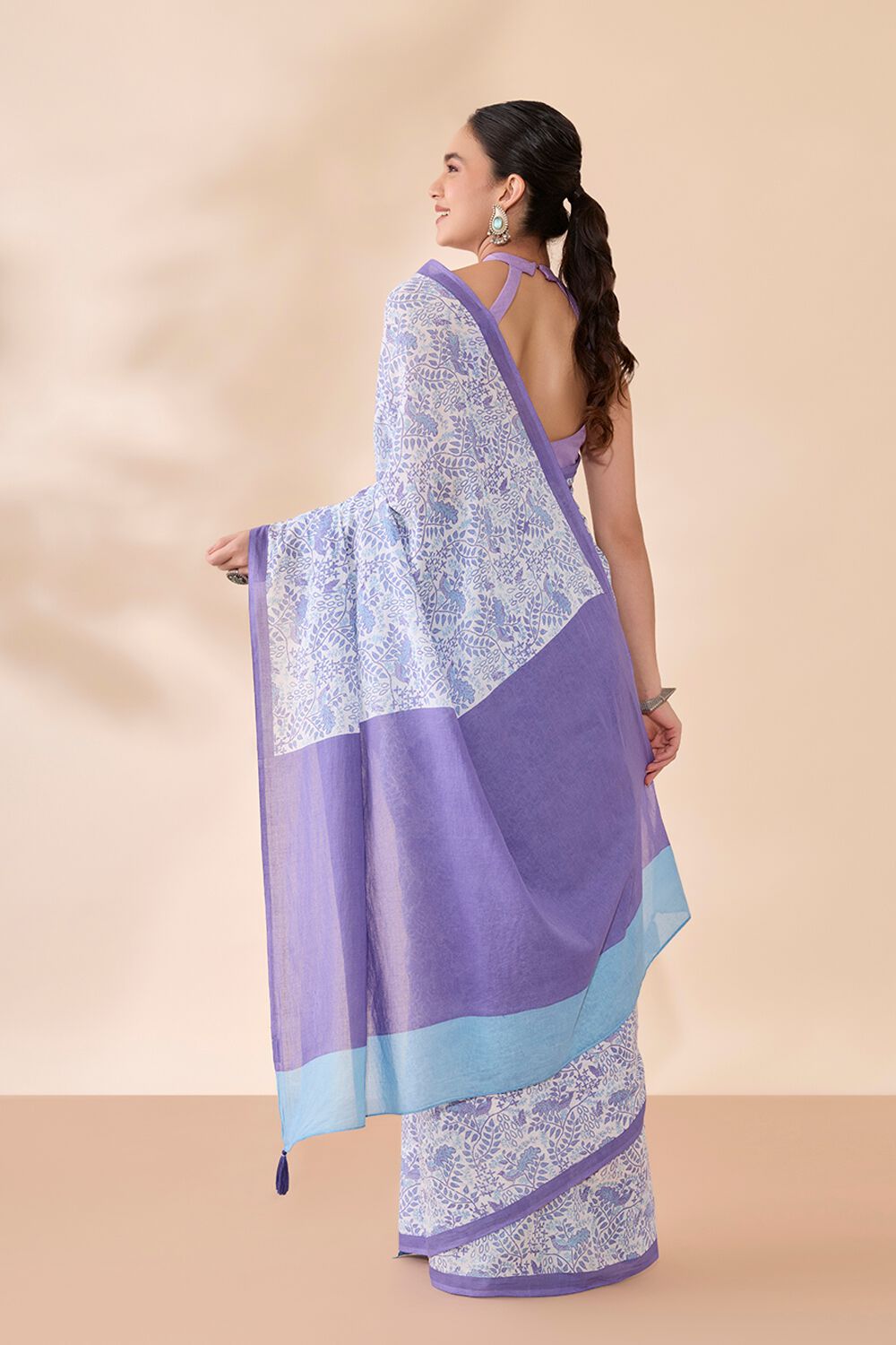 Off White Bengal Screen Printed Pure Cotton Mulmul Saree image number null