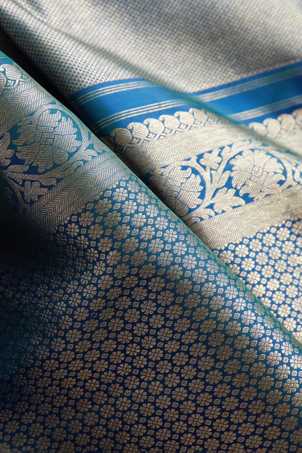 Blue Woven Pure Silk Kanjivaram Saree image number null