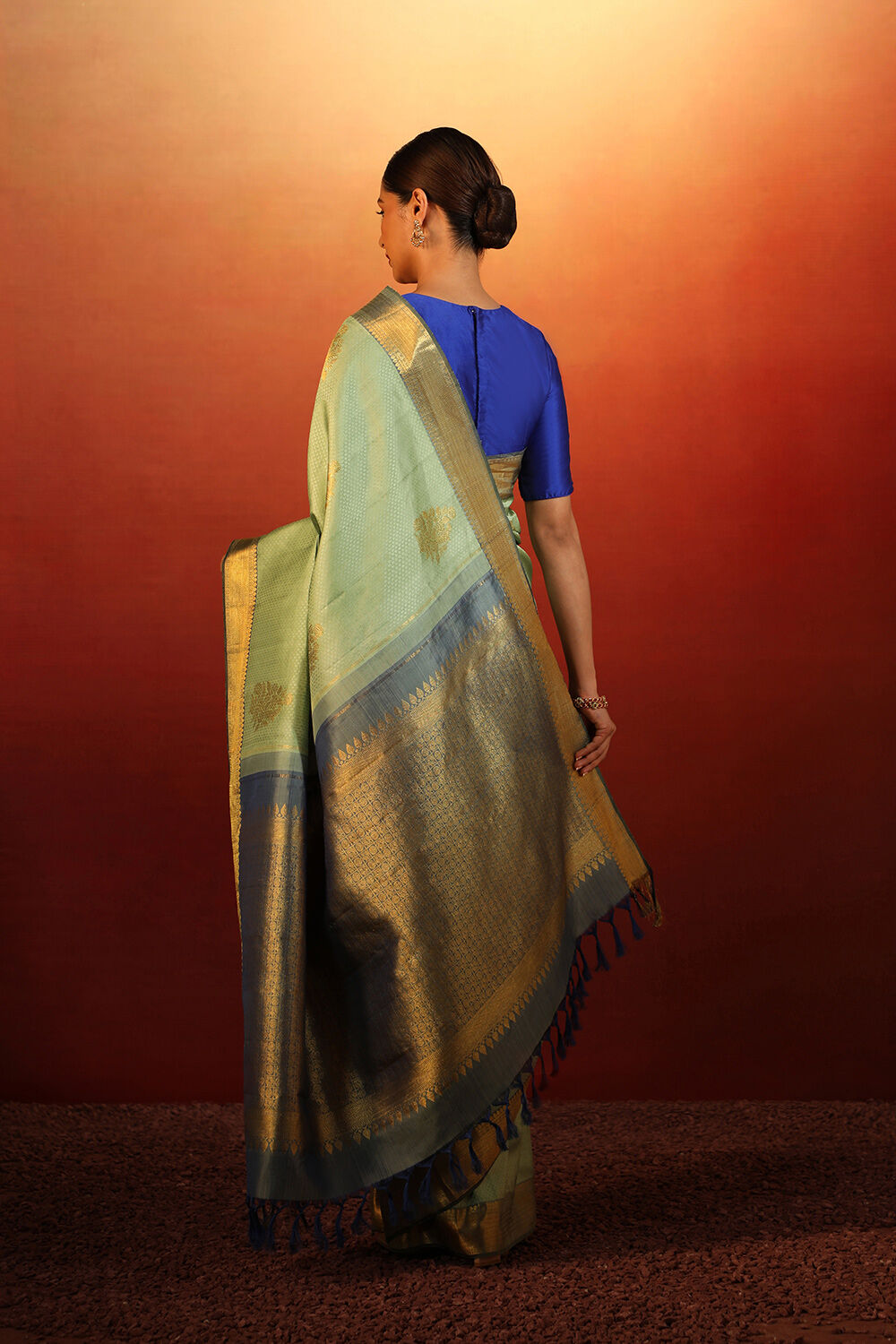 Pistachio Woven Pure Silk Kanjivaram Saree image number null