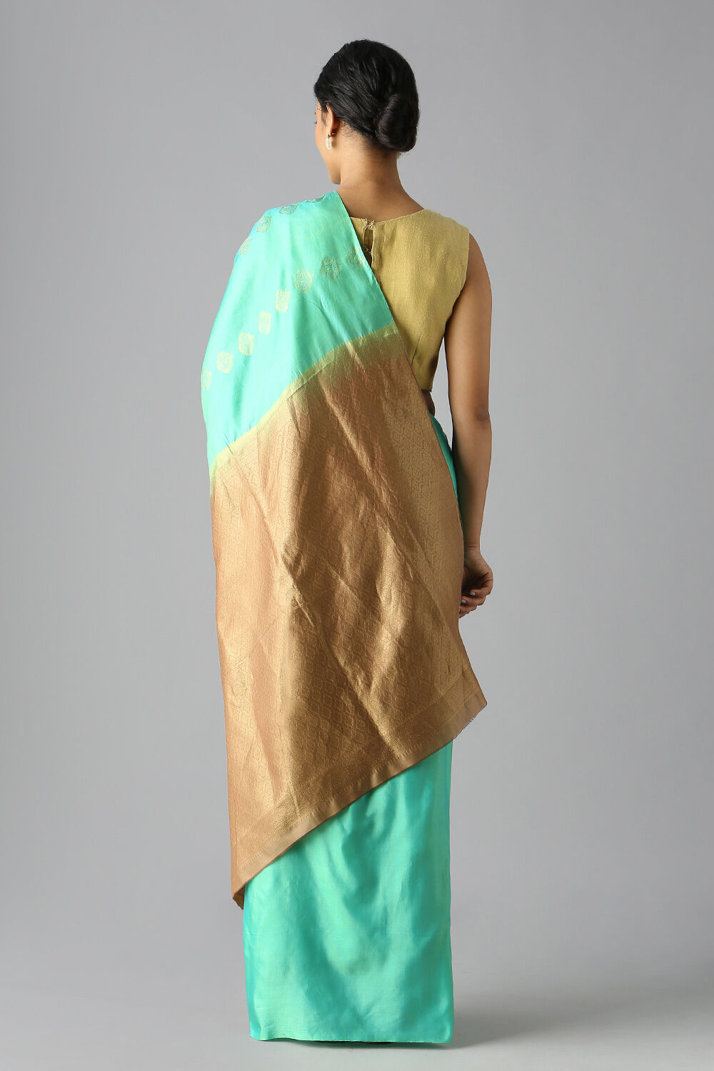 Green Pure Silk Tencel South Saree image number null