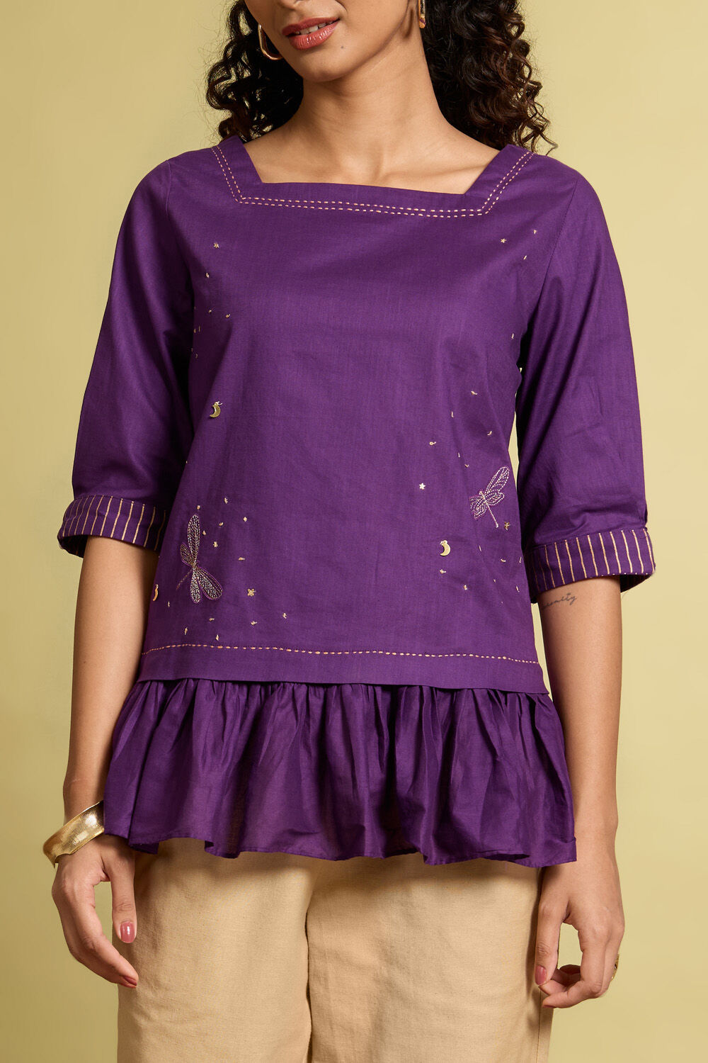 Violet Screen Printed Pure Cotton Short Top image number null