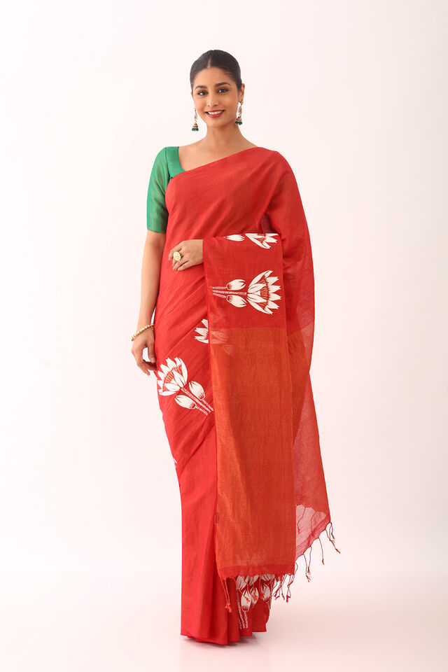 Red Applique Pure Cotton Bengali Saree