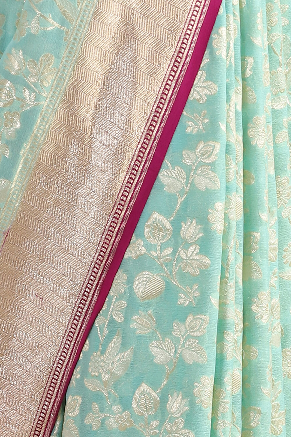 Green Handwoven Banarasi Pure Georgette Saree image number null