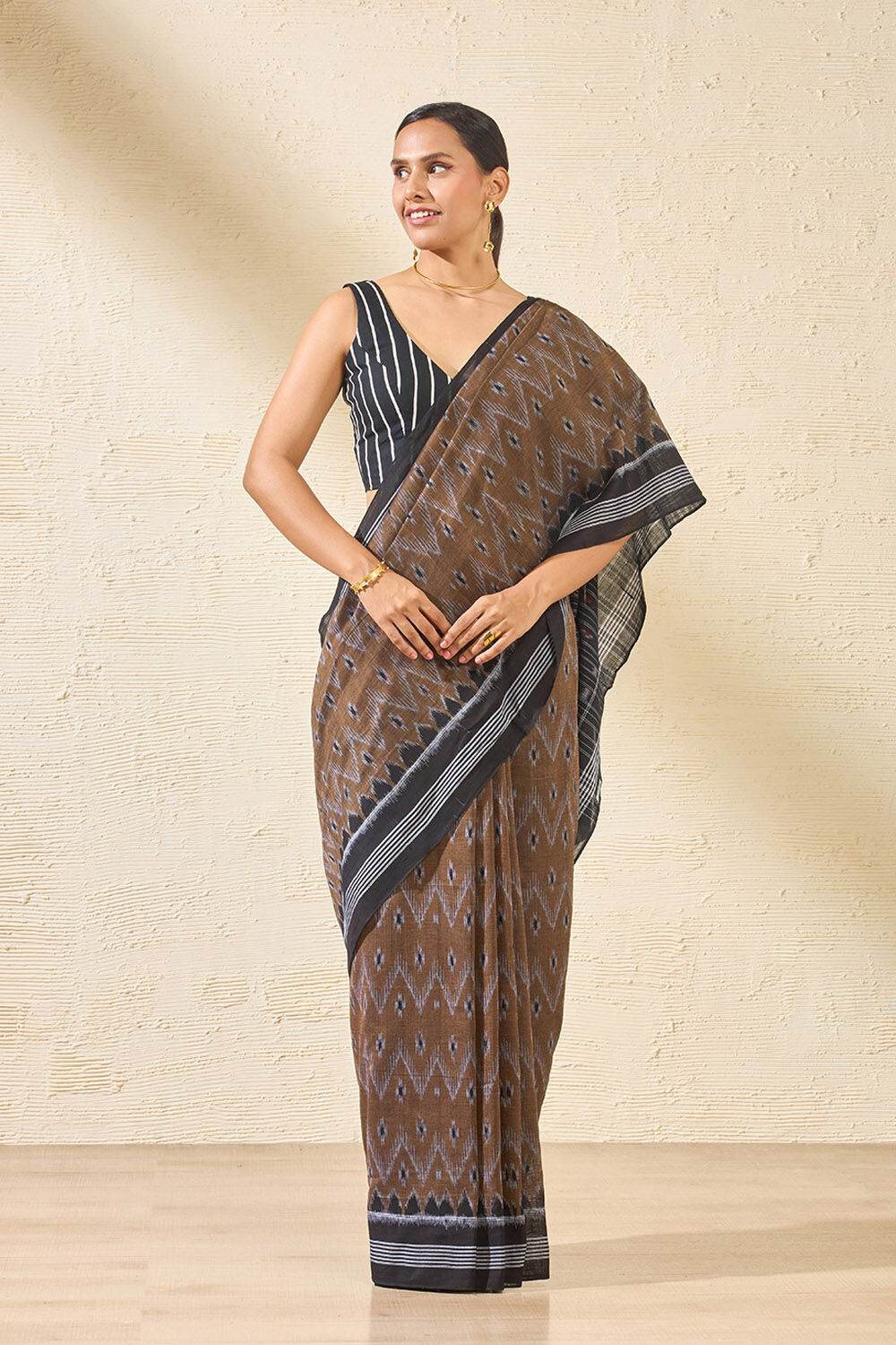 Brown Odisha Pure Cotton Ikat Saree image number null