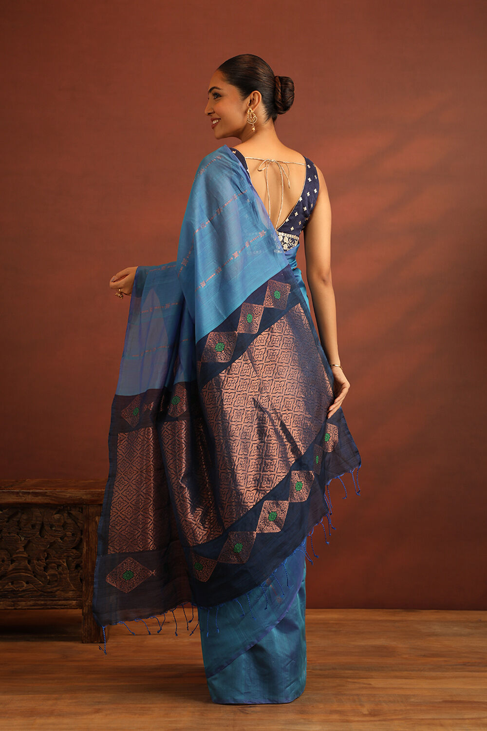 Blue South Pure Silk Cotton Woven Saree image number null