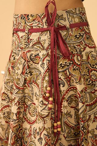 Beige Printed Kalamkari Pure Cotton Ethnic Skirt thumbnail image number null