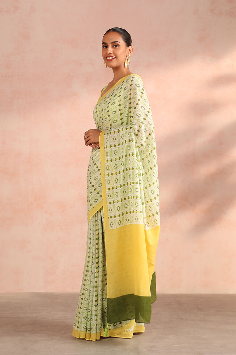 Light Green Pure Cotton Mulmul Screen Printed Saree image number null