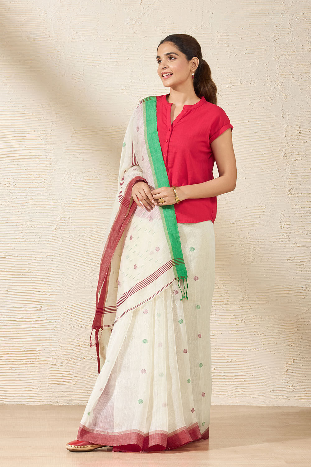 Off White Bengal Pure Silk Linen Jamdani Saree | Taneira