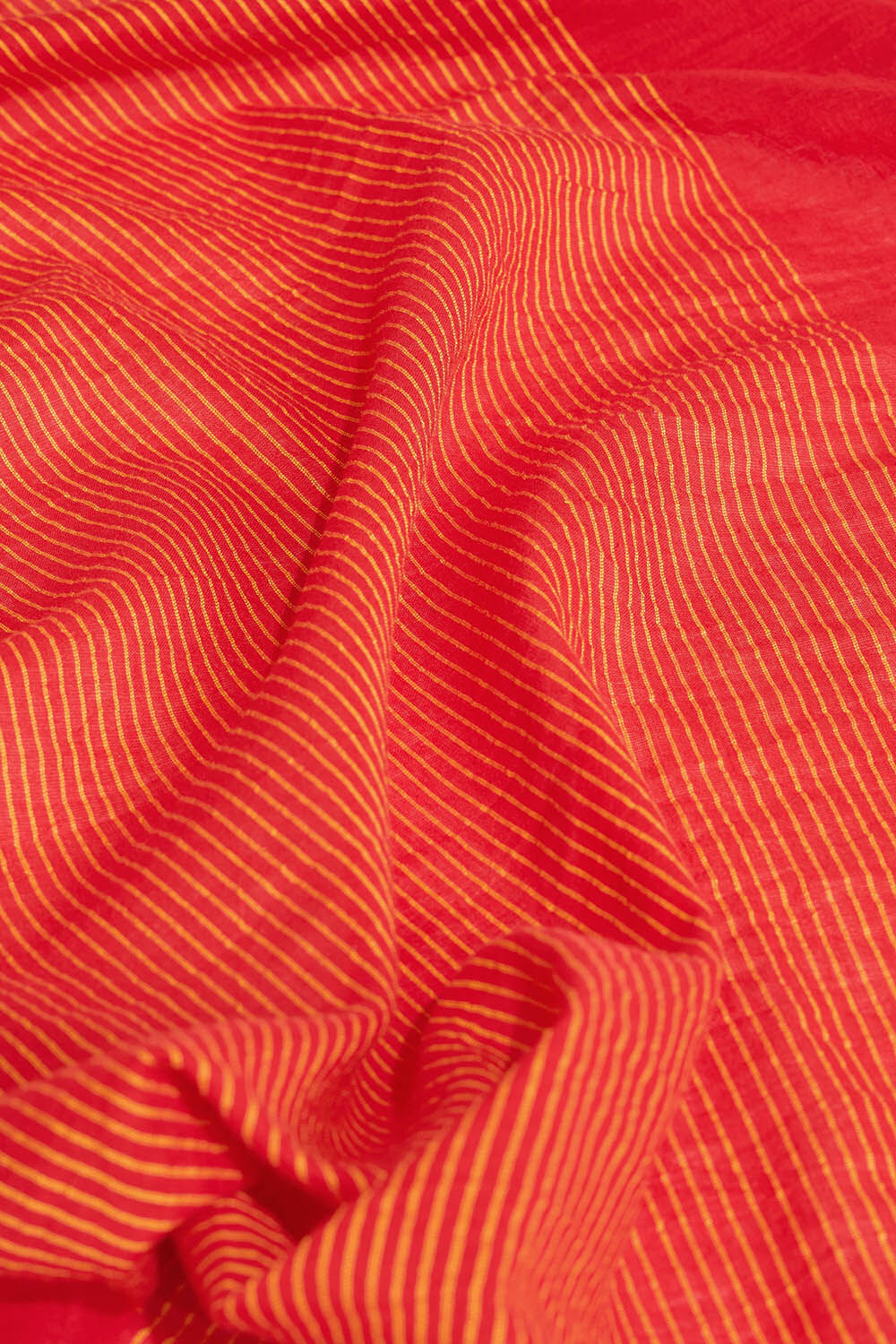 Red Woven Pure Cotton Bengal Saree image number null