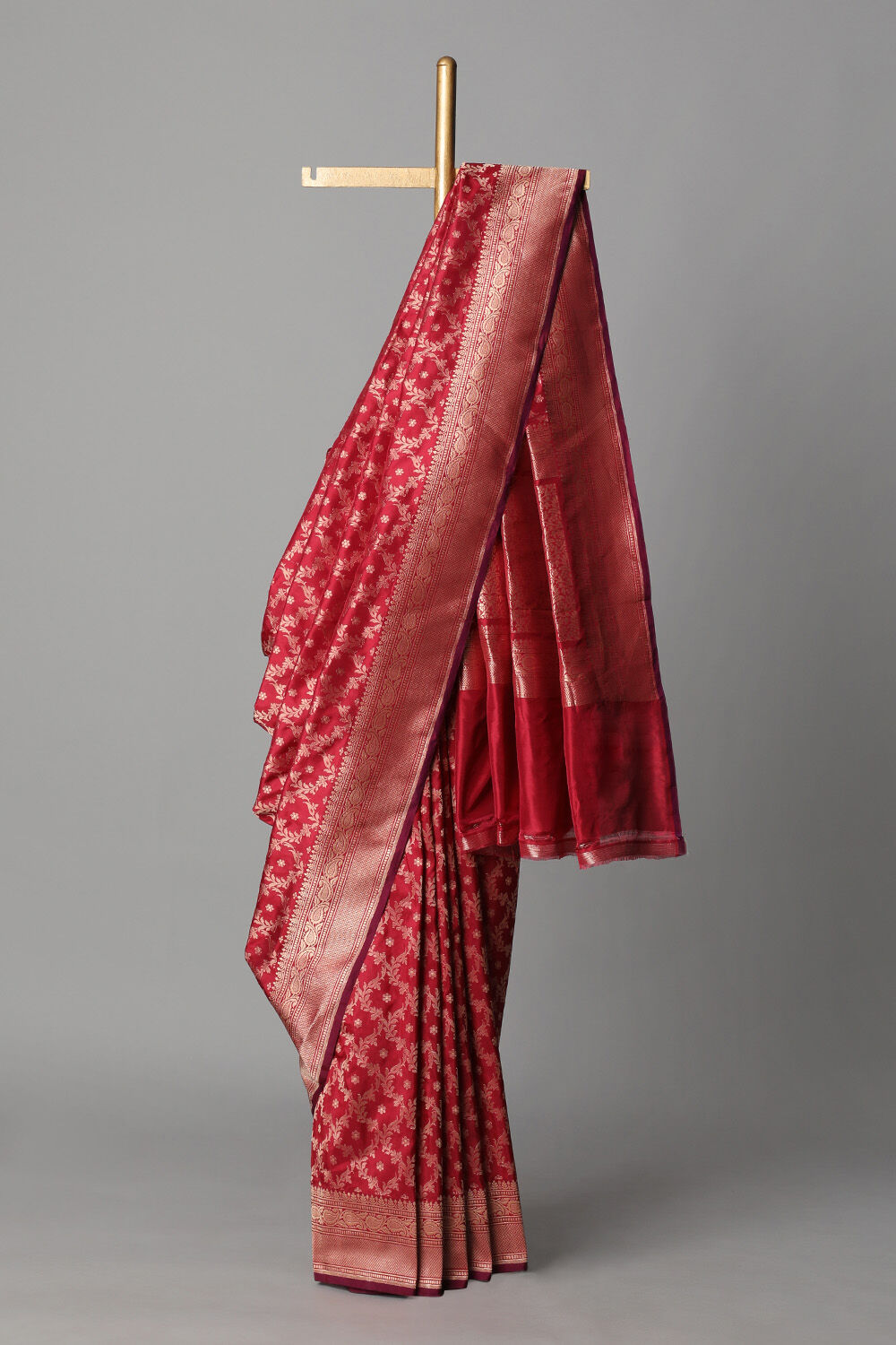 Red Pure Silk Banarasi Saree image number null