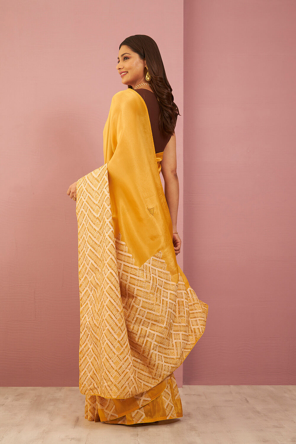 Yellow Pure Tissue Organza Printed Embroidery Saree image number null