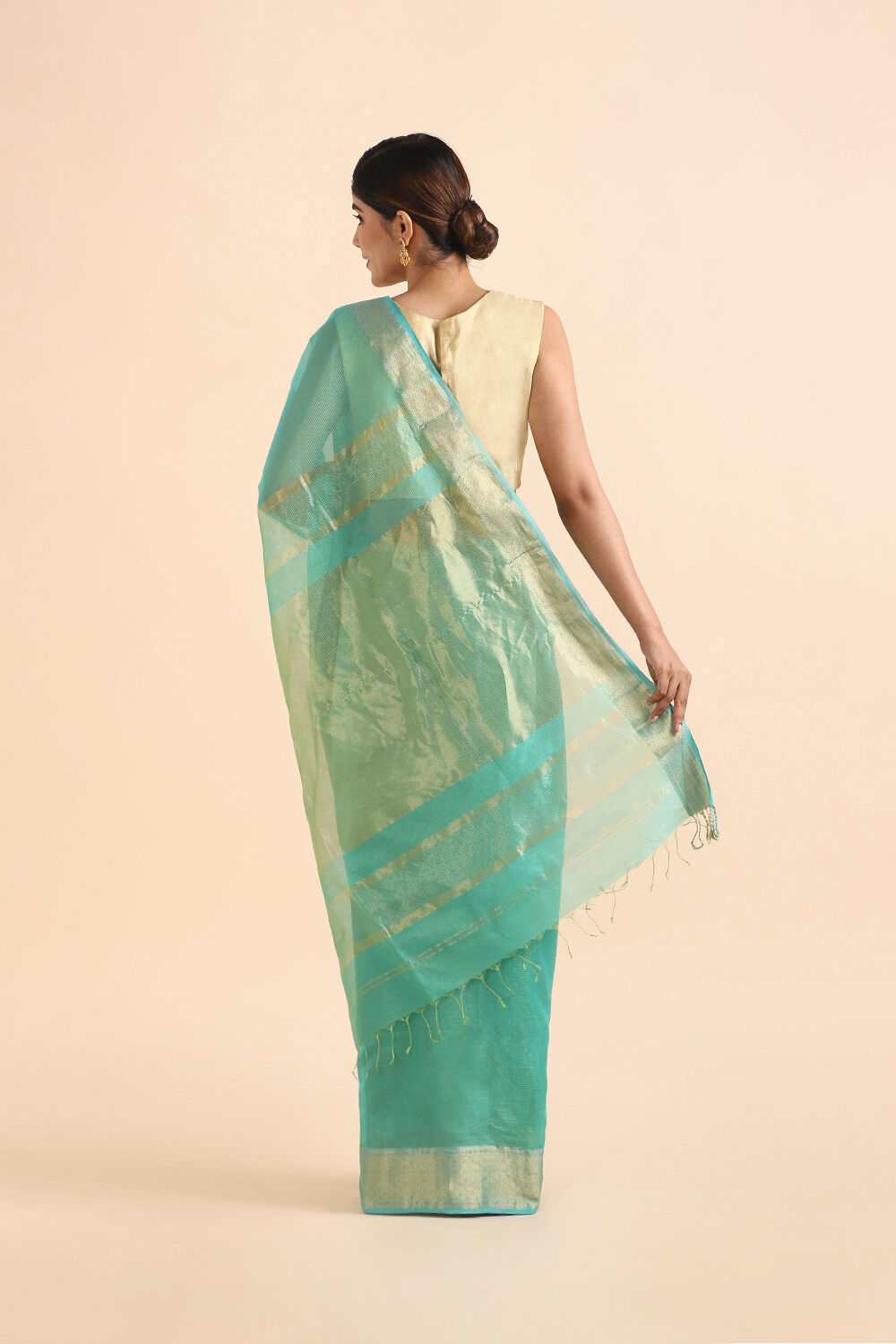 Green Pure Tissue Cotton Maheshwari Saree image number null