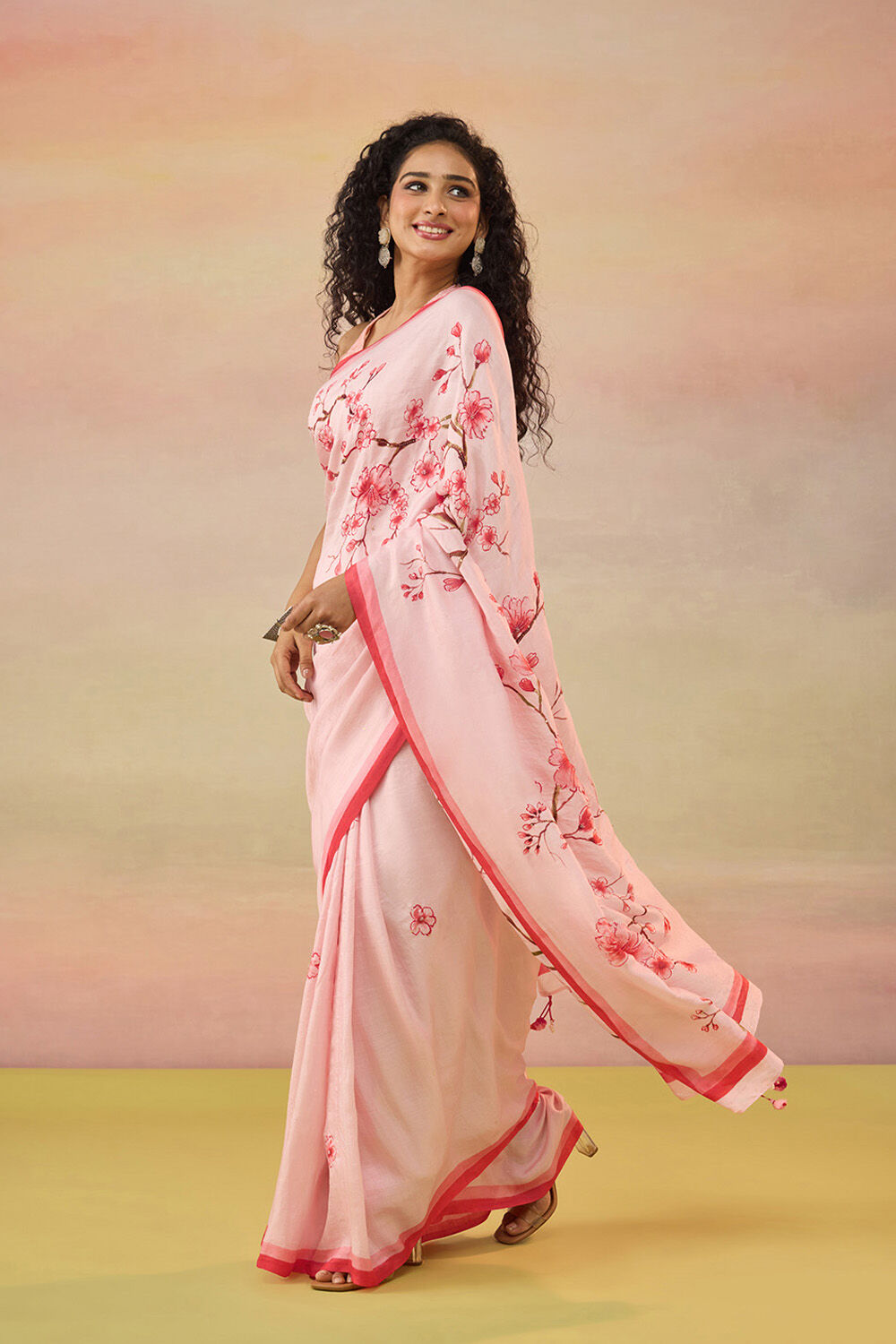 Light Pink Bengal Pure Silk Hand Painted Embroidered Saree image number null