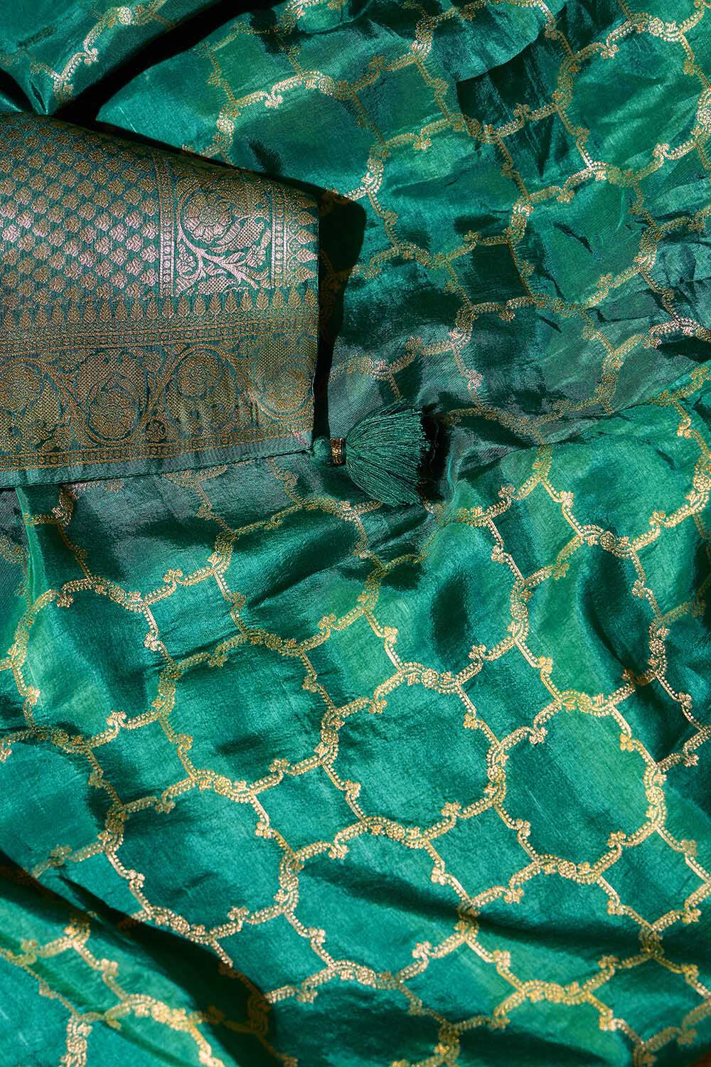 Green Woven Viscose Saree image number null