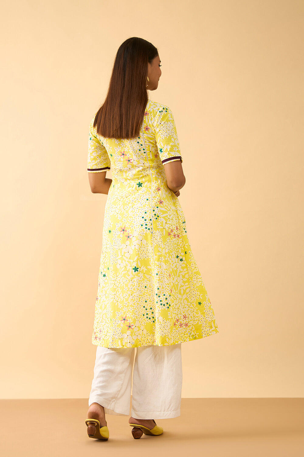 Yellow Screen Printed Pure Cotton Kurta image number null