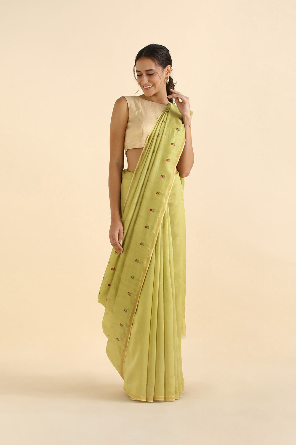 Green Pure Silk Cotton Embroidered Saree image number null
