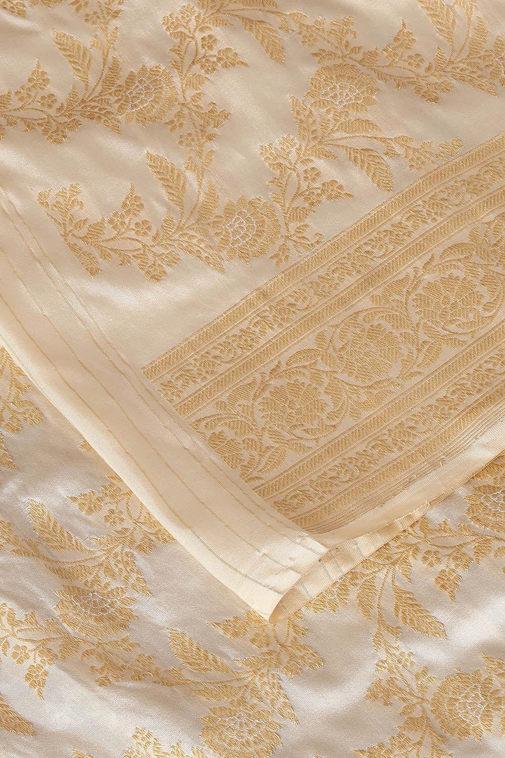Off White Pure Silk Banarasi Saree image number null